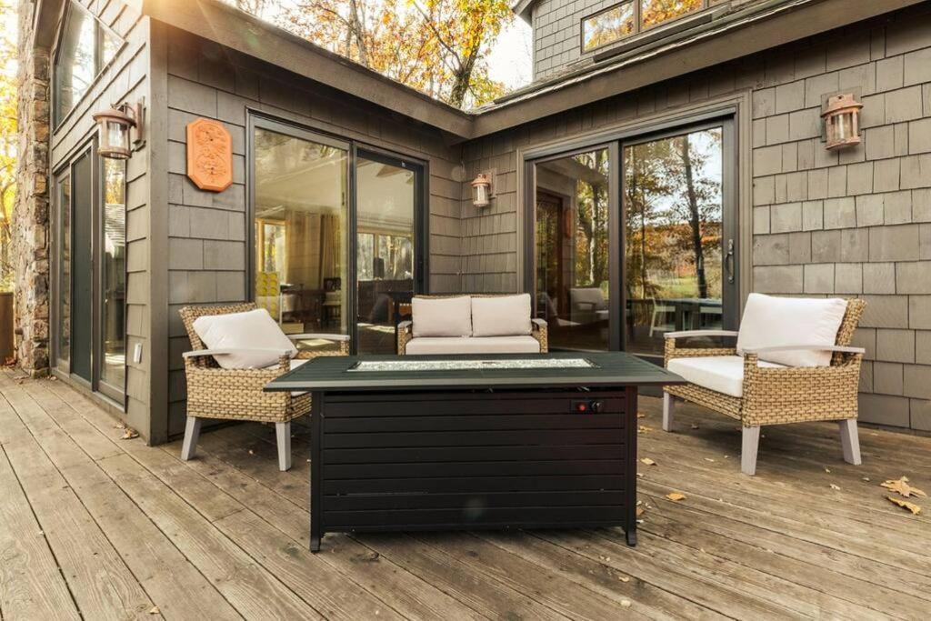 7Th Hole Chalet At Wintergreen Resort Hot Tub, Sauna & 3 Fireplaces Extérieur photo